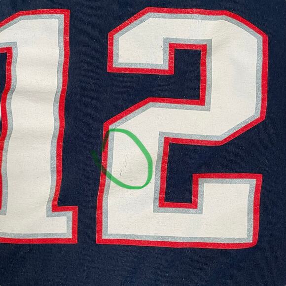 Tom Brady Men Size Large T-shirt New England Patriots Team Apparel NFL #12 GOAT - Picture 10 of 12